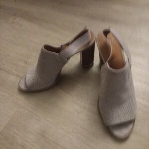 Elegant Cream Women's Heels